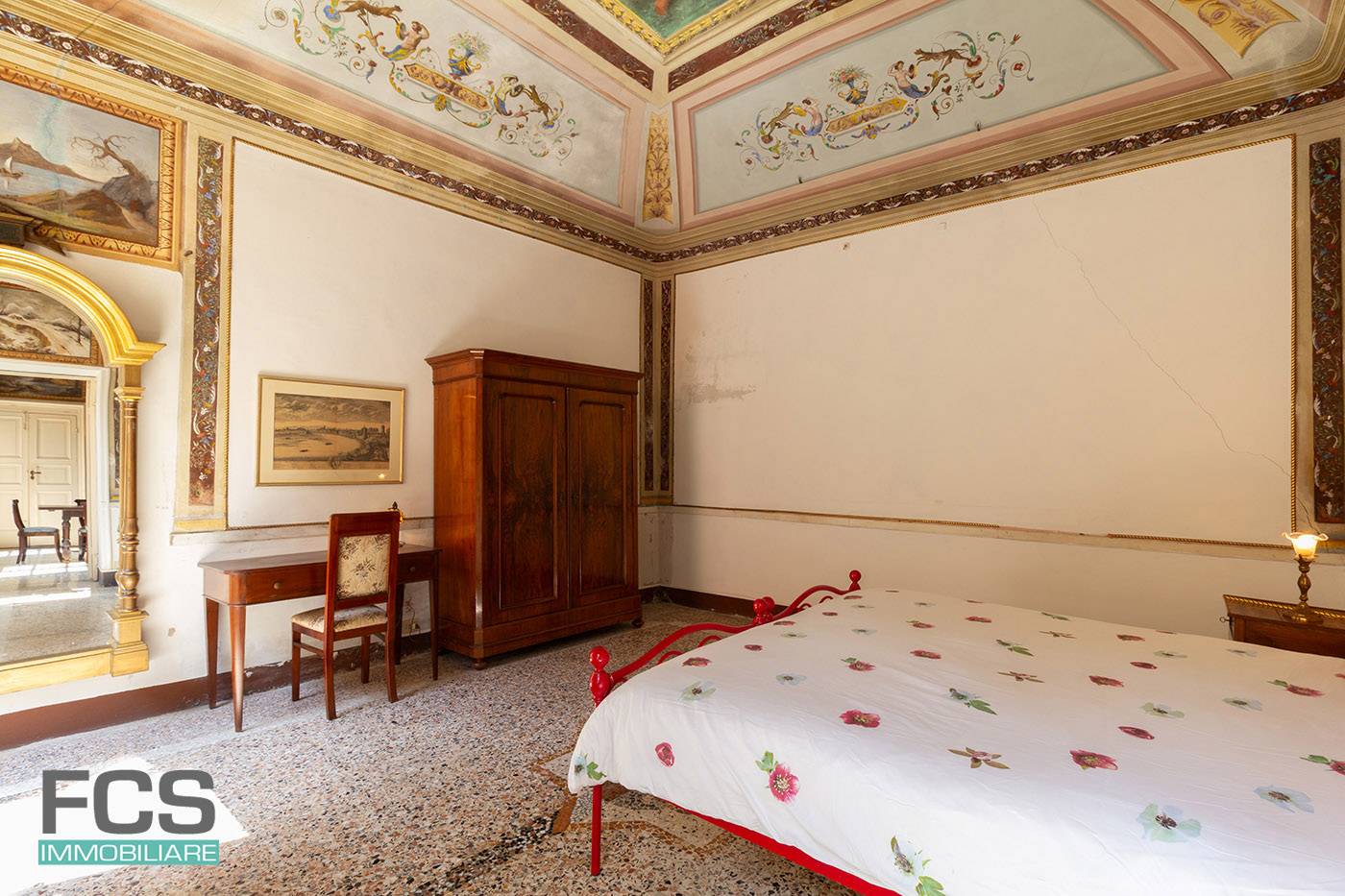Appartamento in vendita a Finale Ligure, Finalborgo