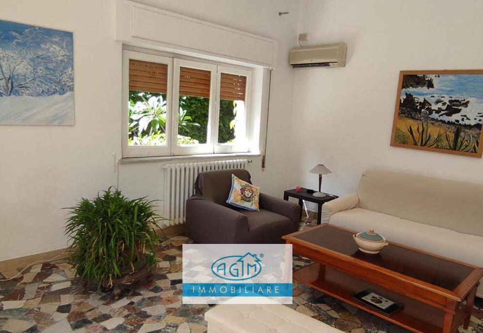 Appartamento in Villa in affitto a Palermo, Valdesi