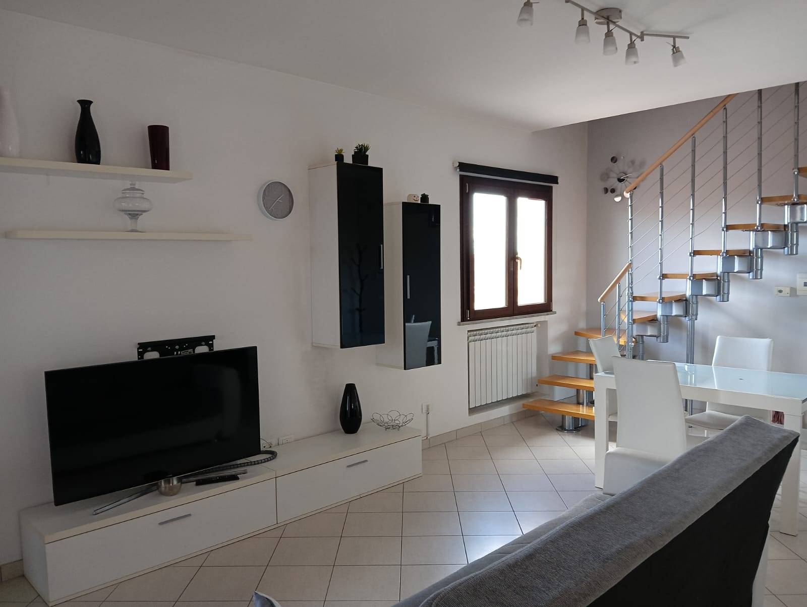 Appartamento in affitto a Cinisi, (Paese)