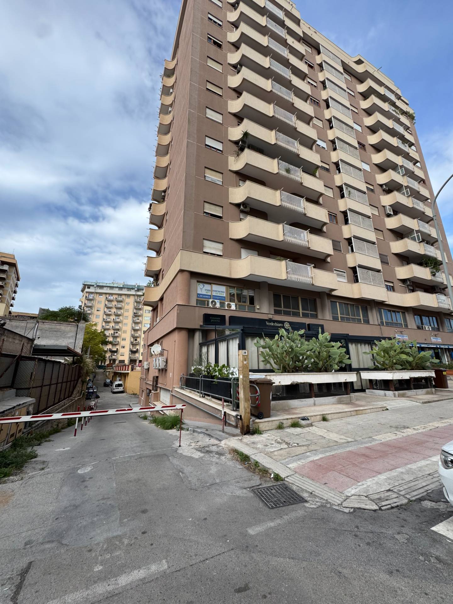 Box - Posto Auto in vendita a Palermo, Villabianca - Sampolo