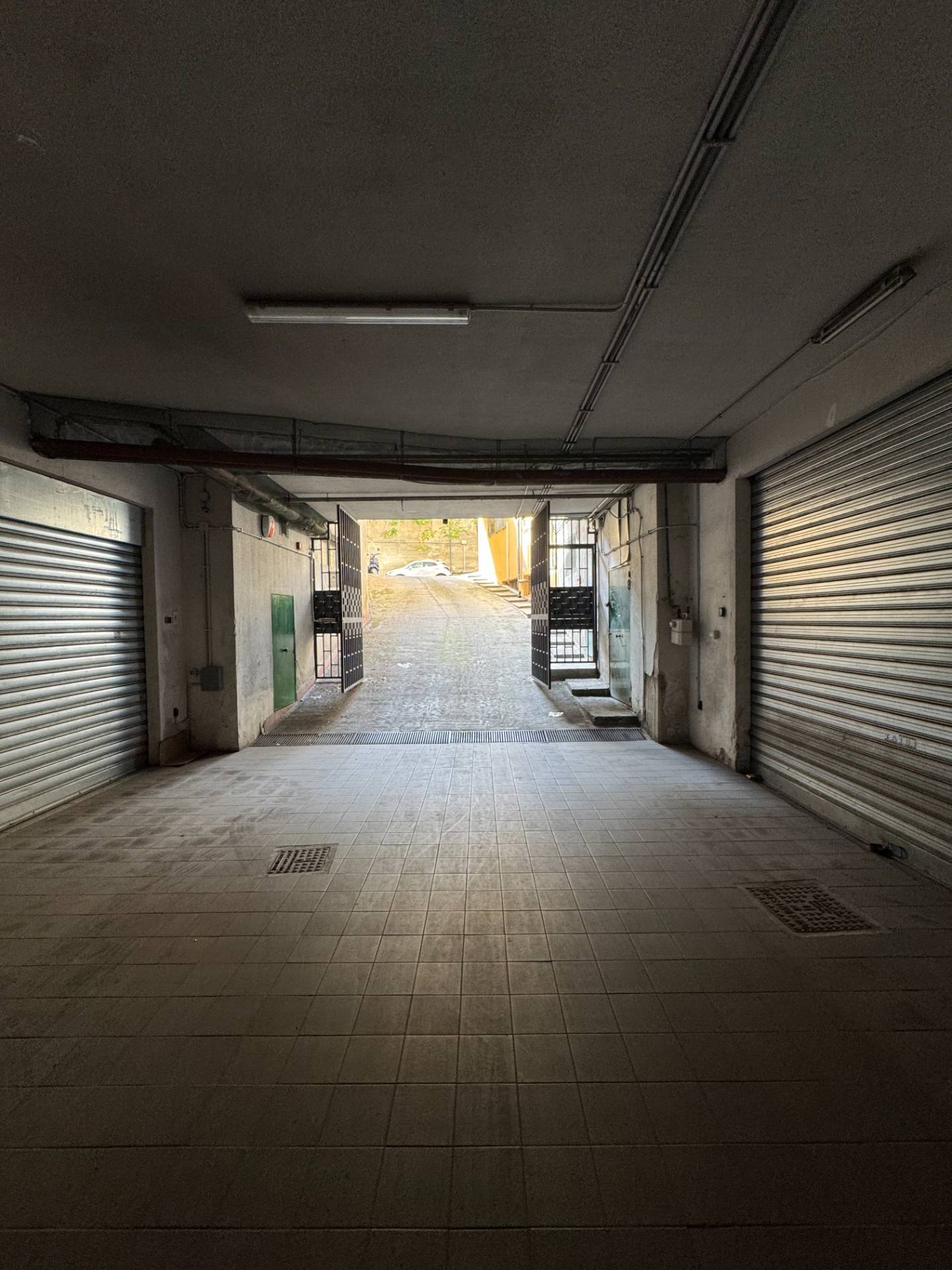 Box - Posto Auto in vendita a Palermo, Villabianca - Sampolo