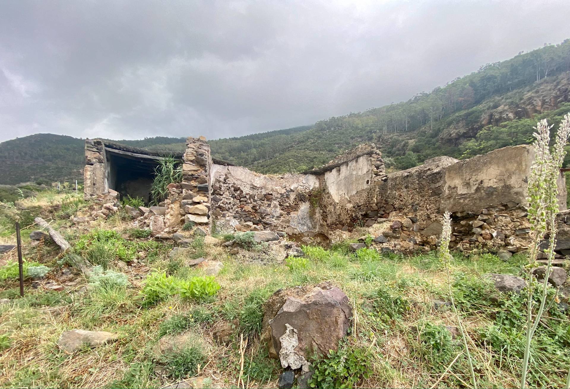 Rudere in vendita a Leni