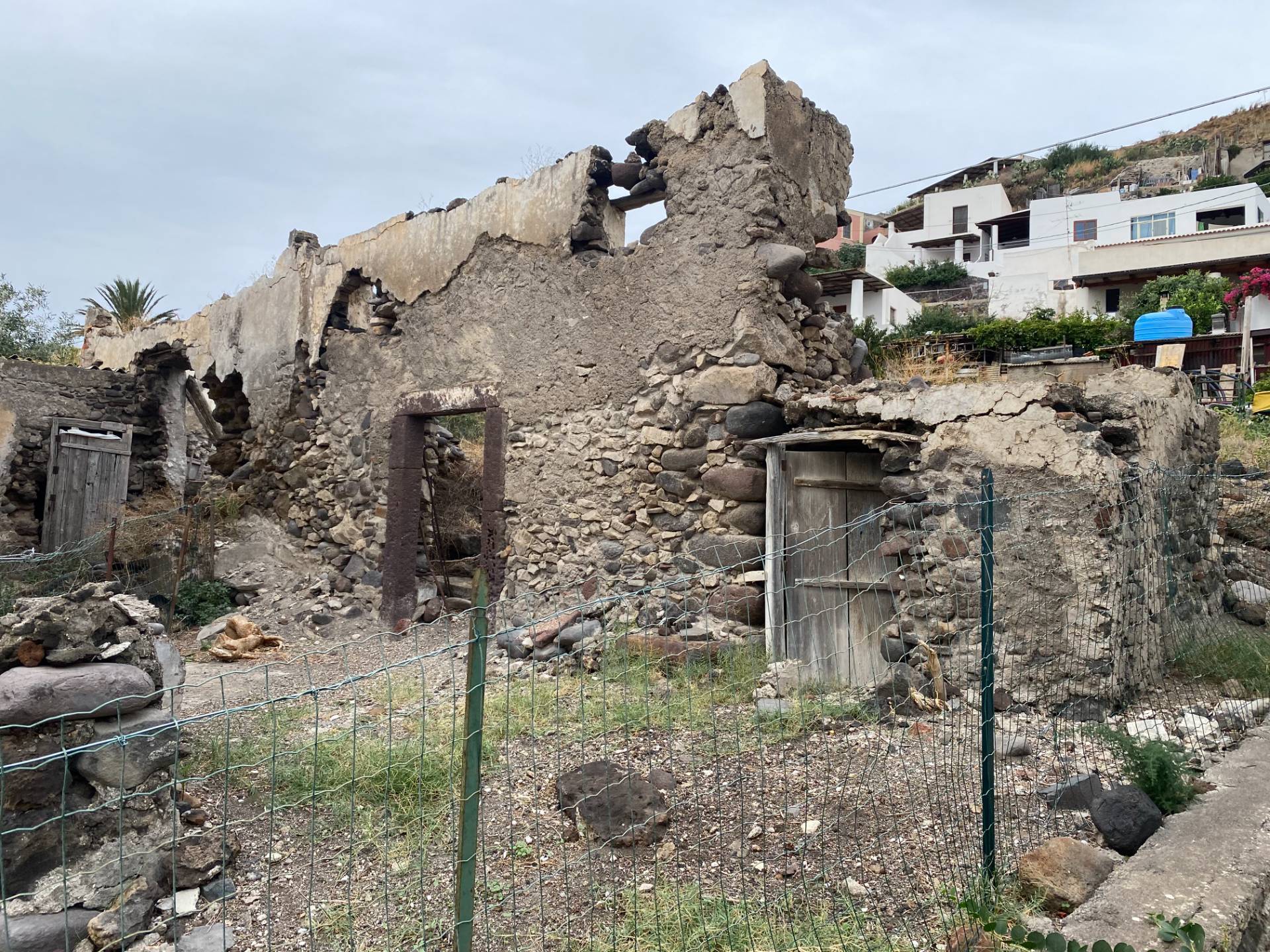 Rudere in vendita a Santa Marina Salina