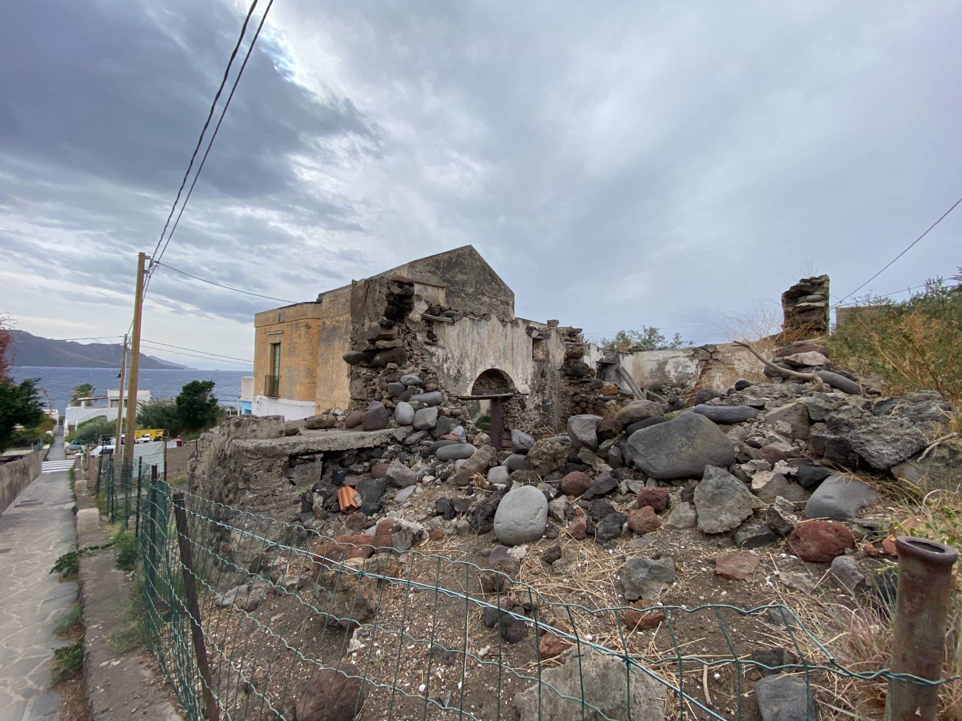Rudere in vendita a Santa Marina Salina