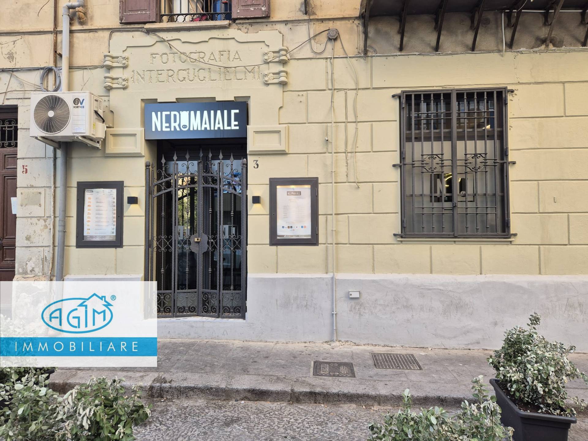 Locale commerciale in vendita a Palermo, Centro Storico