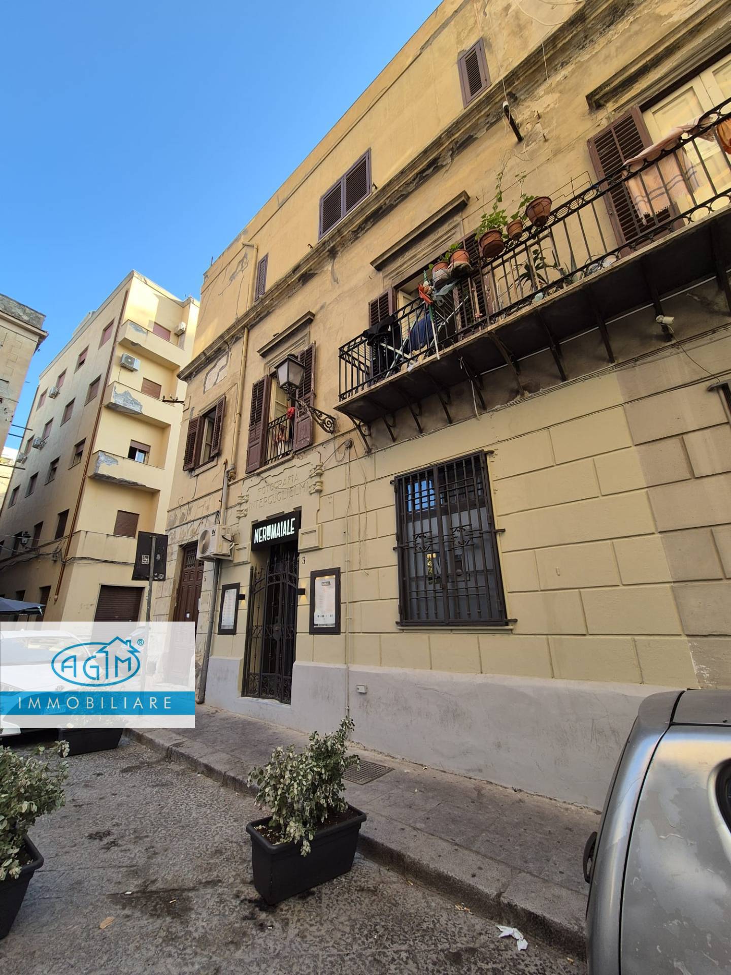 Locale commerciale in vendita a Palermo, Centro Storico