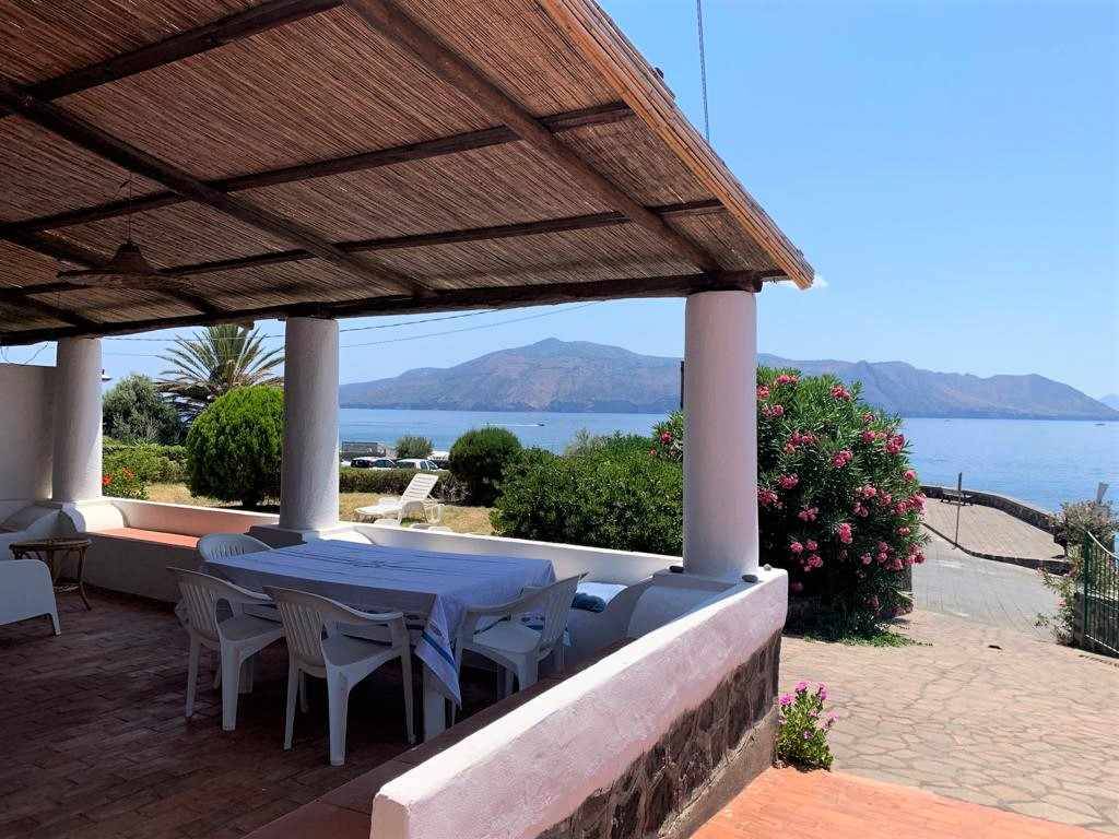 Villa Singola in vendita a Santa Marina Salina