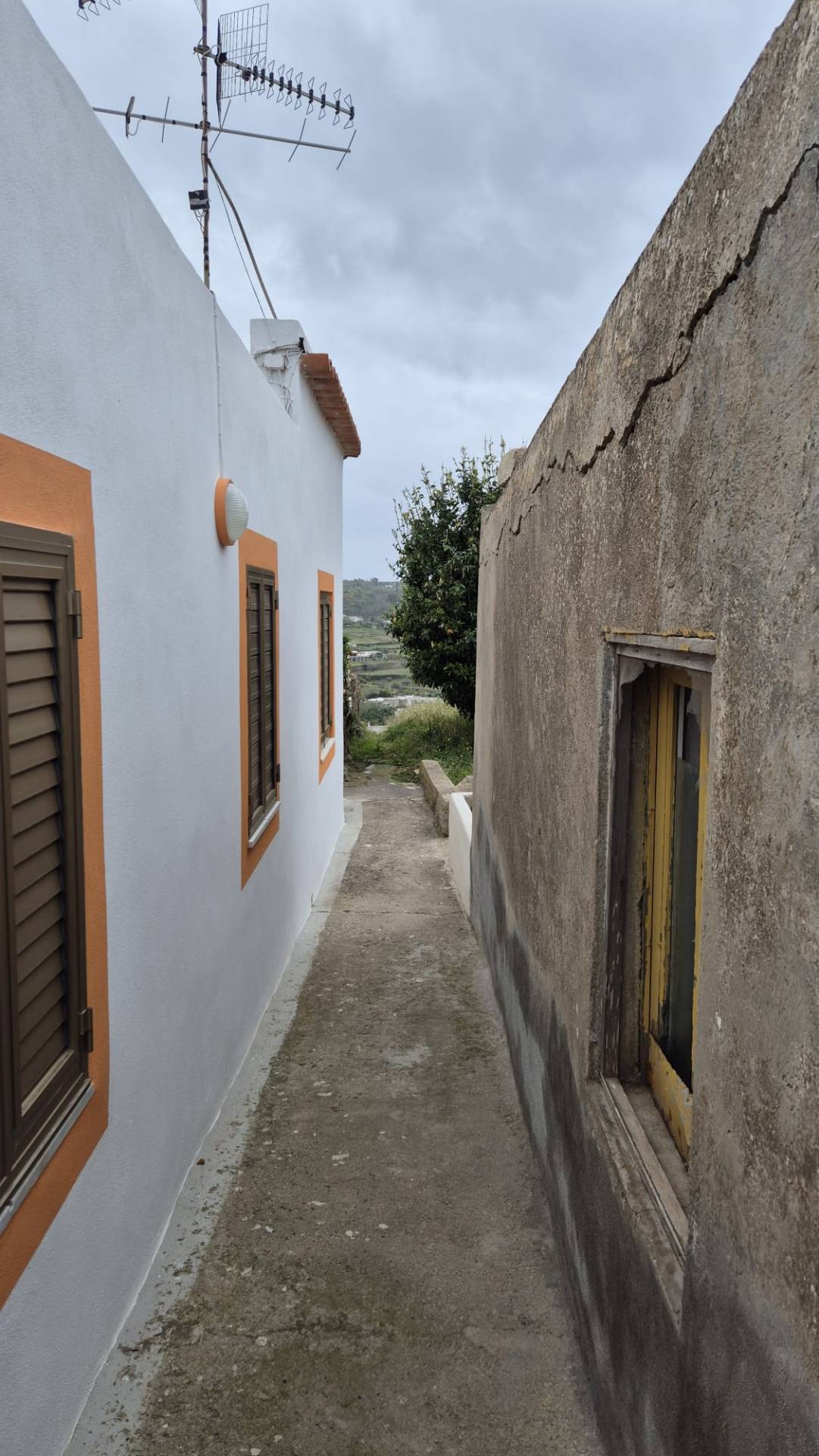 Rudere in vendita a Lipari, Quattropani