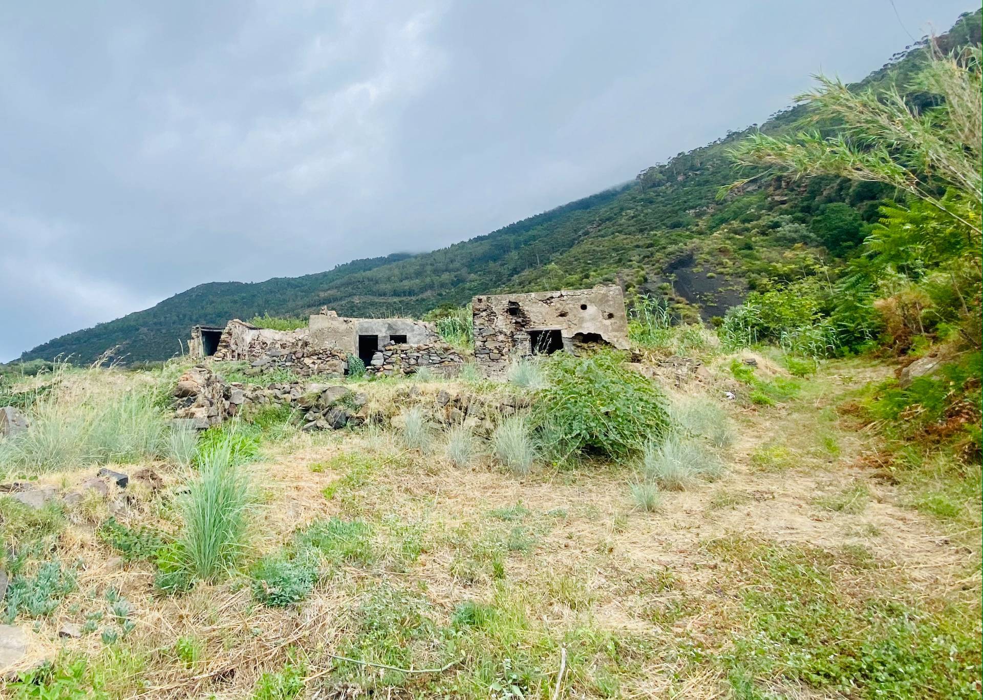 Rudere in vendita a Leni