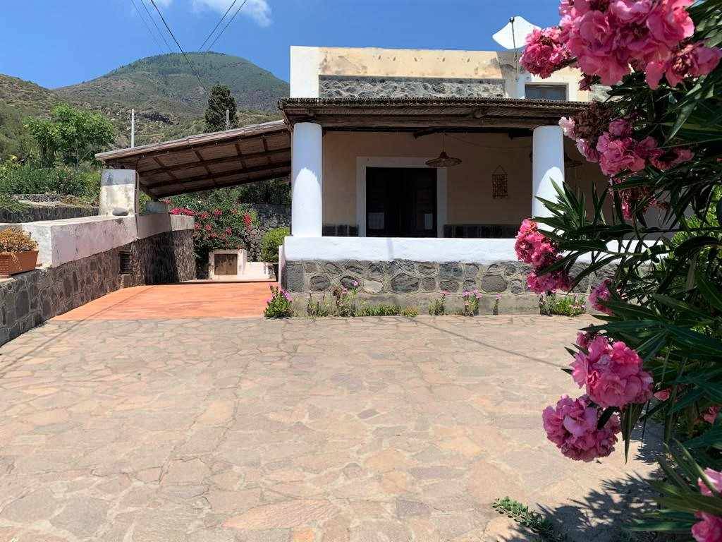 Villa Singola in vendita a Santa Marina Salina