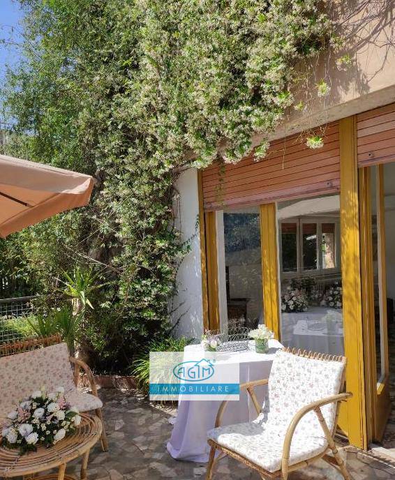 Appartamento in Villa in affitto a Palermo, Valdesi