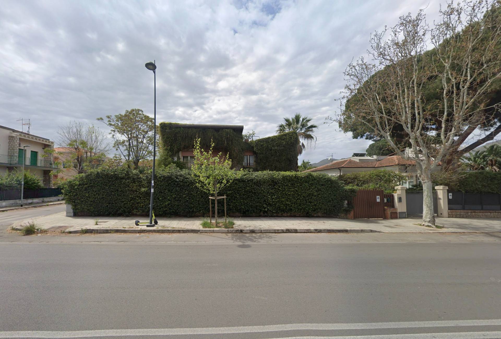 Appartamento in Villa in affitto a Palermo, Valdesi