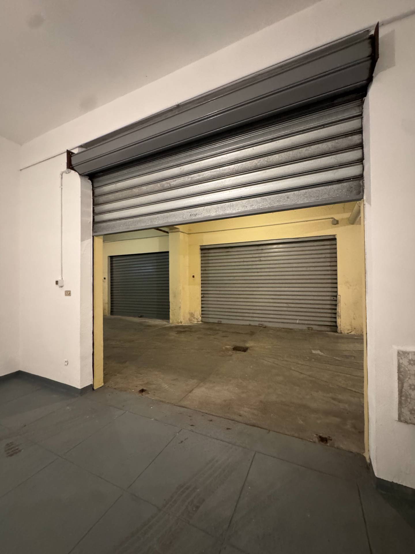 Box o garage in vendita a Palermo, P.zza G.le Euclide Turba - Corso P. Pisani