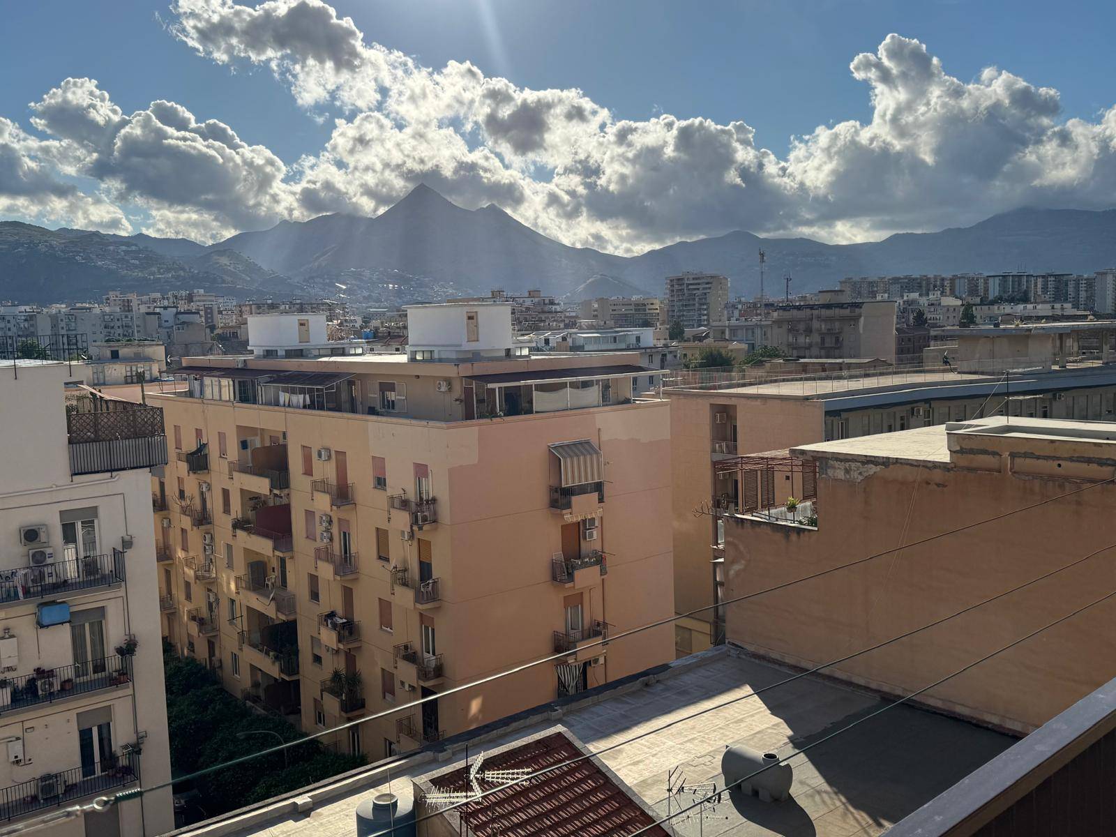Appartamento in vendita a Palermo, Indipendenza - Calatafimi - Mezzomonreale