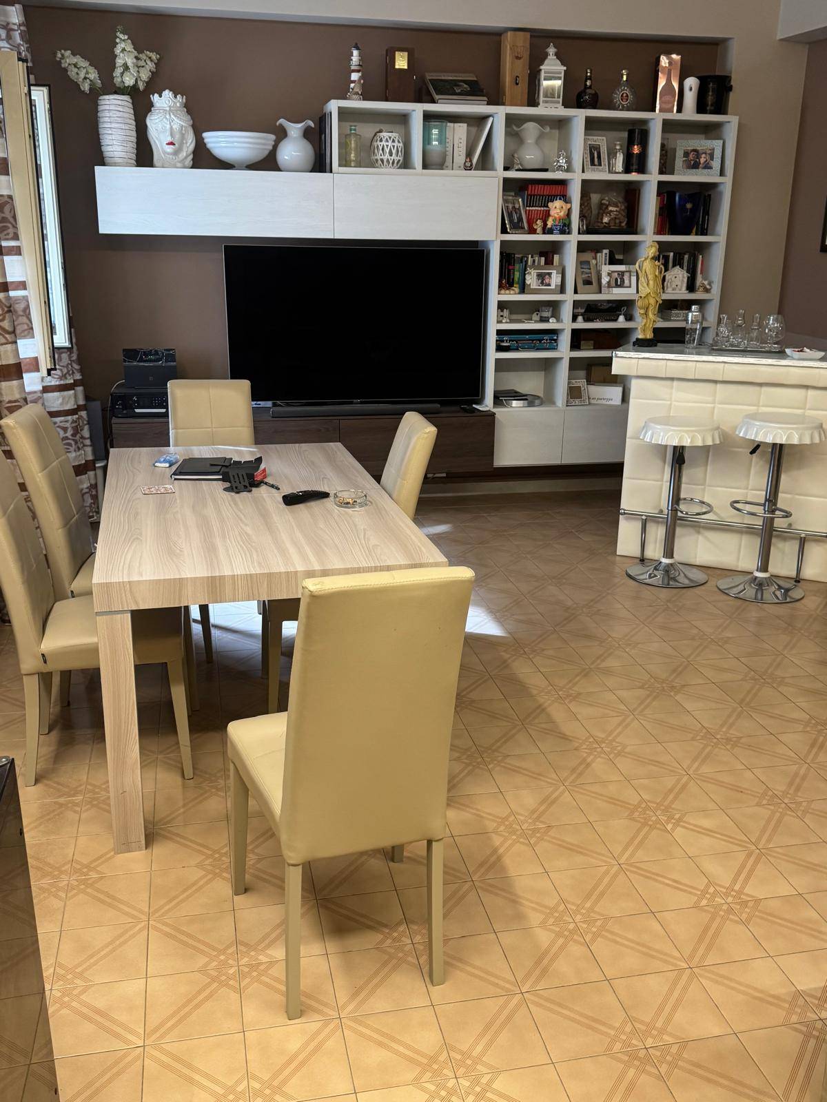 Appartamento in vendita a Palermo, Indipendenza - Calatafimi - Mezzomonreale