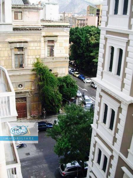 Appartamento in vendita a Palermo, Politeama - Ruggero Settimo