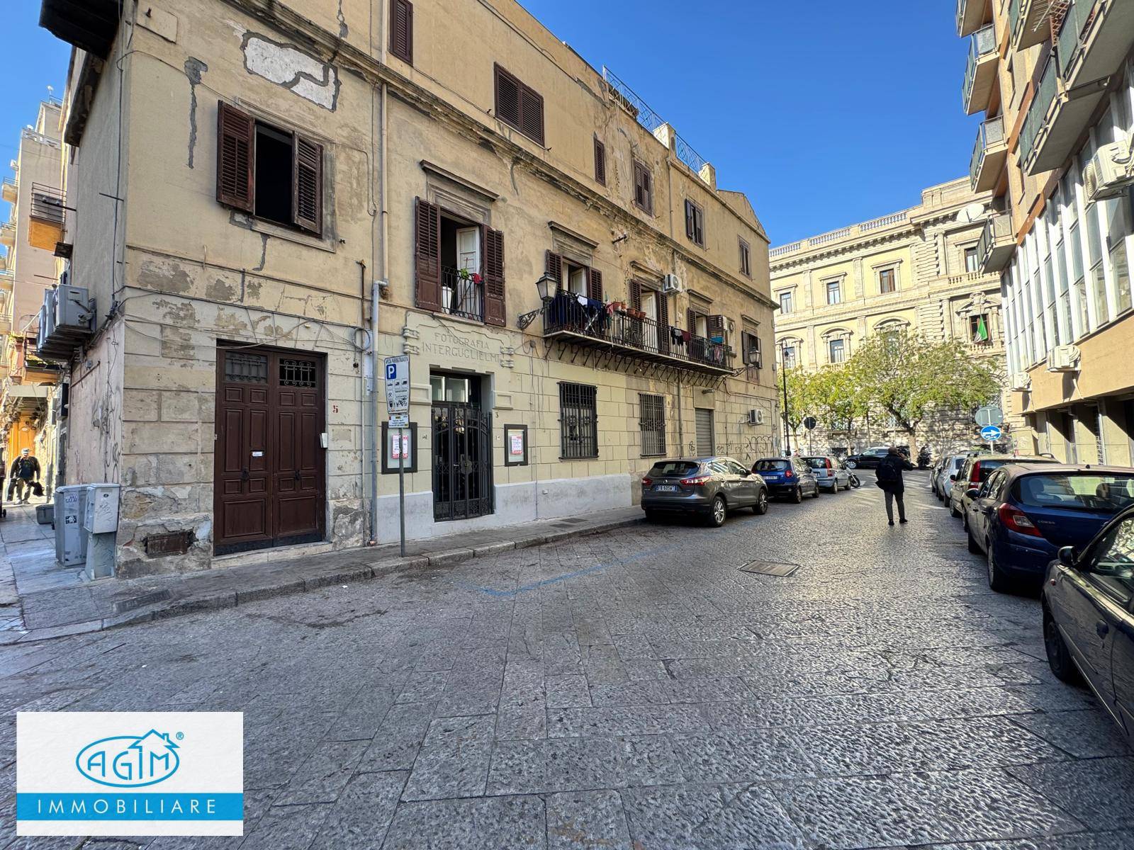 Locale commerciale in affitto a Palermo, Centro Storico