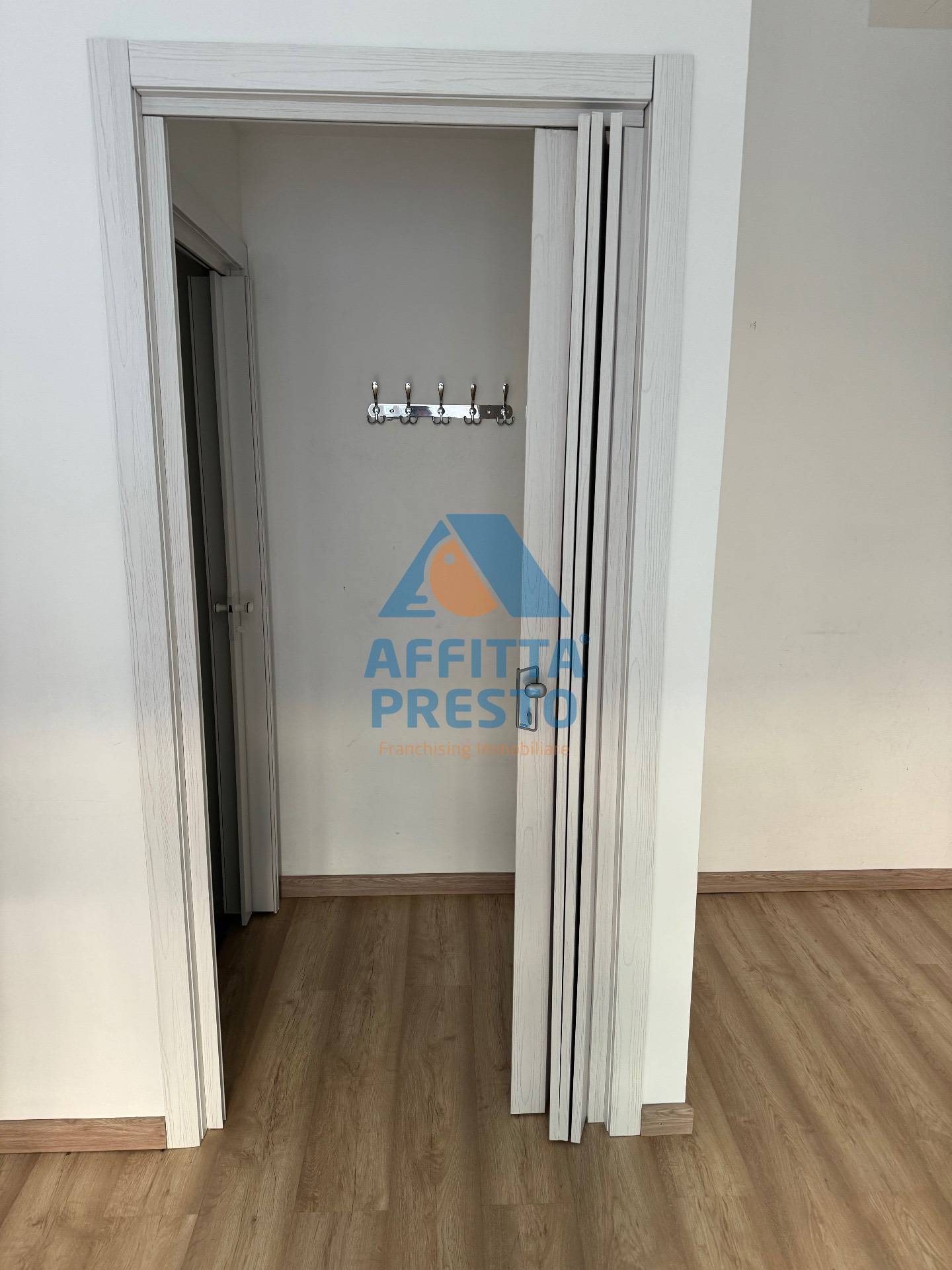 Fondo Commerciale in affitto a Lamporecchio