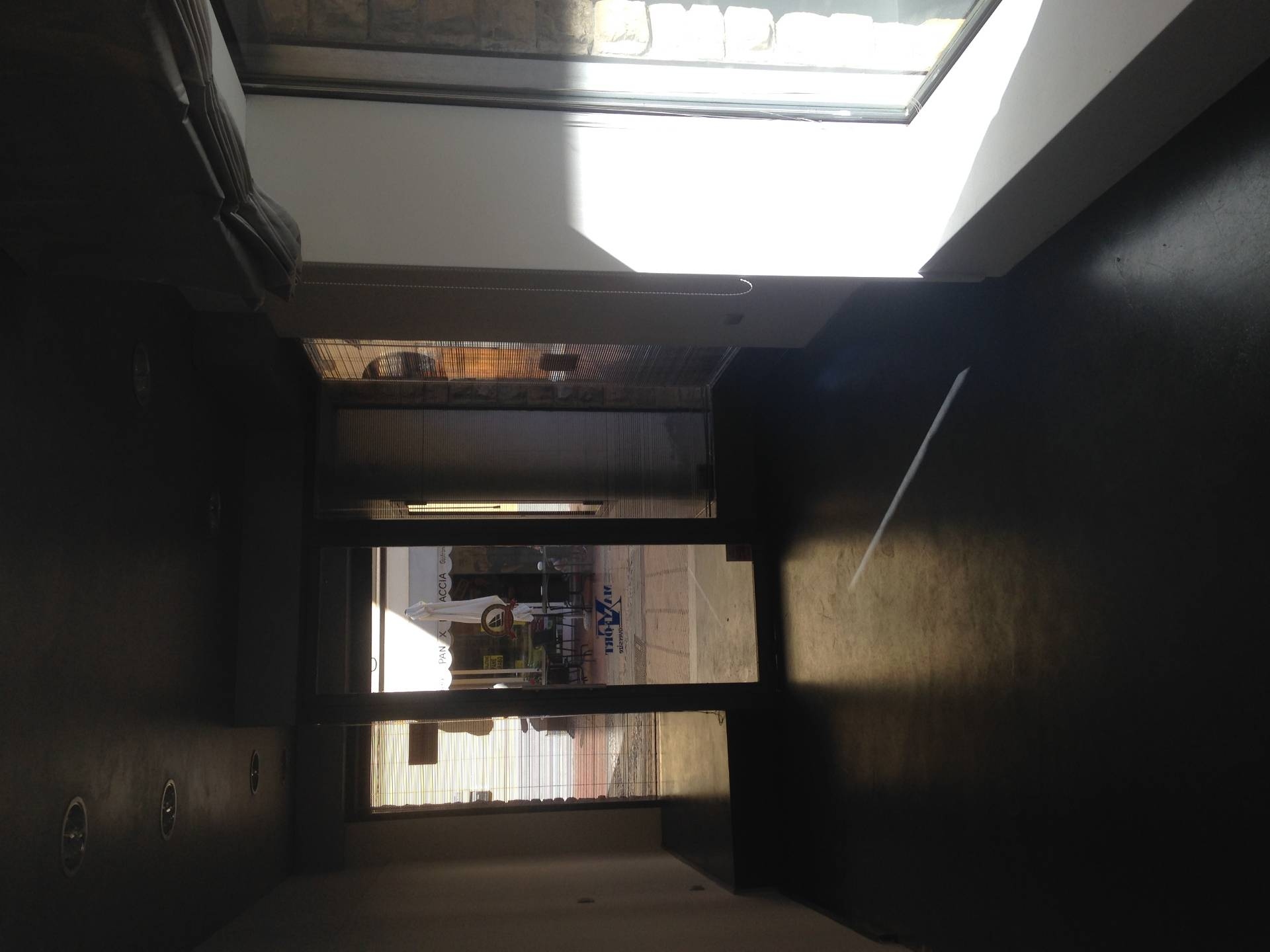 Fondo Commerciale in affitto a Montelupo Fiorentino