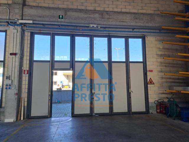 Fondo Artigianale in affitto a Capraia e Limite, Limite sull'Arno