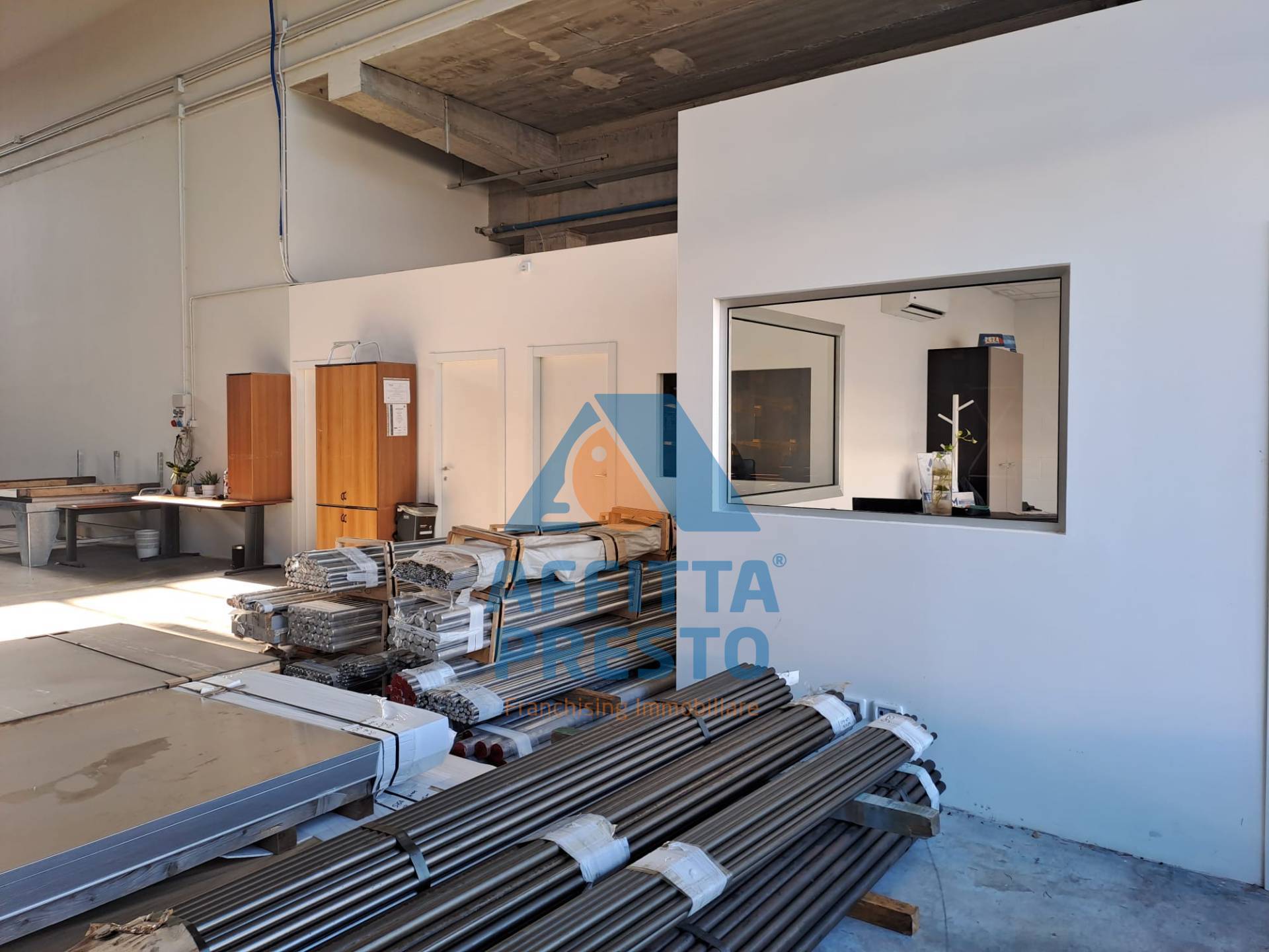 Fondo Artigianale in affitto a Capraia e Limite, Limite sull'Arno