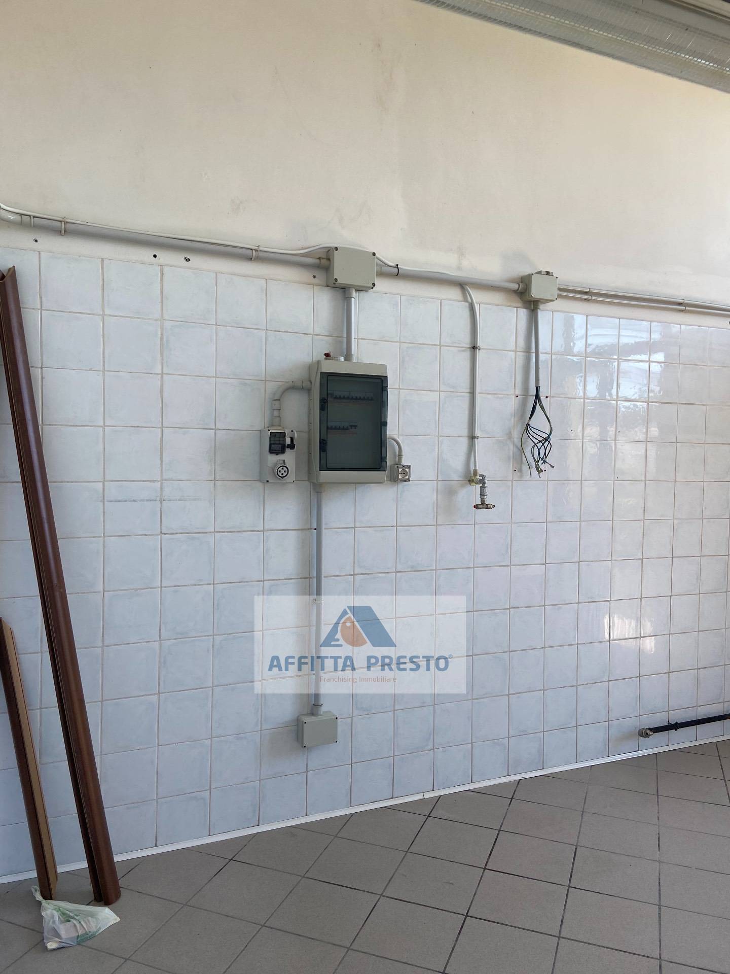 Laboratorio Artigianale in affitto a San Miniato