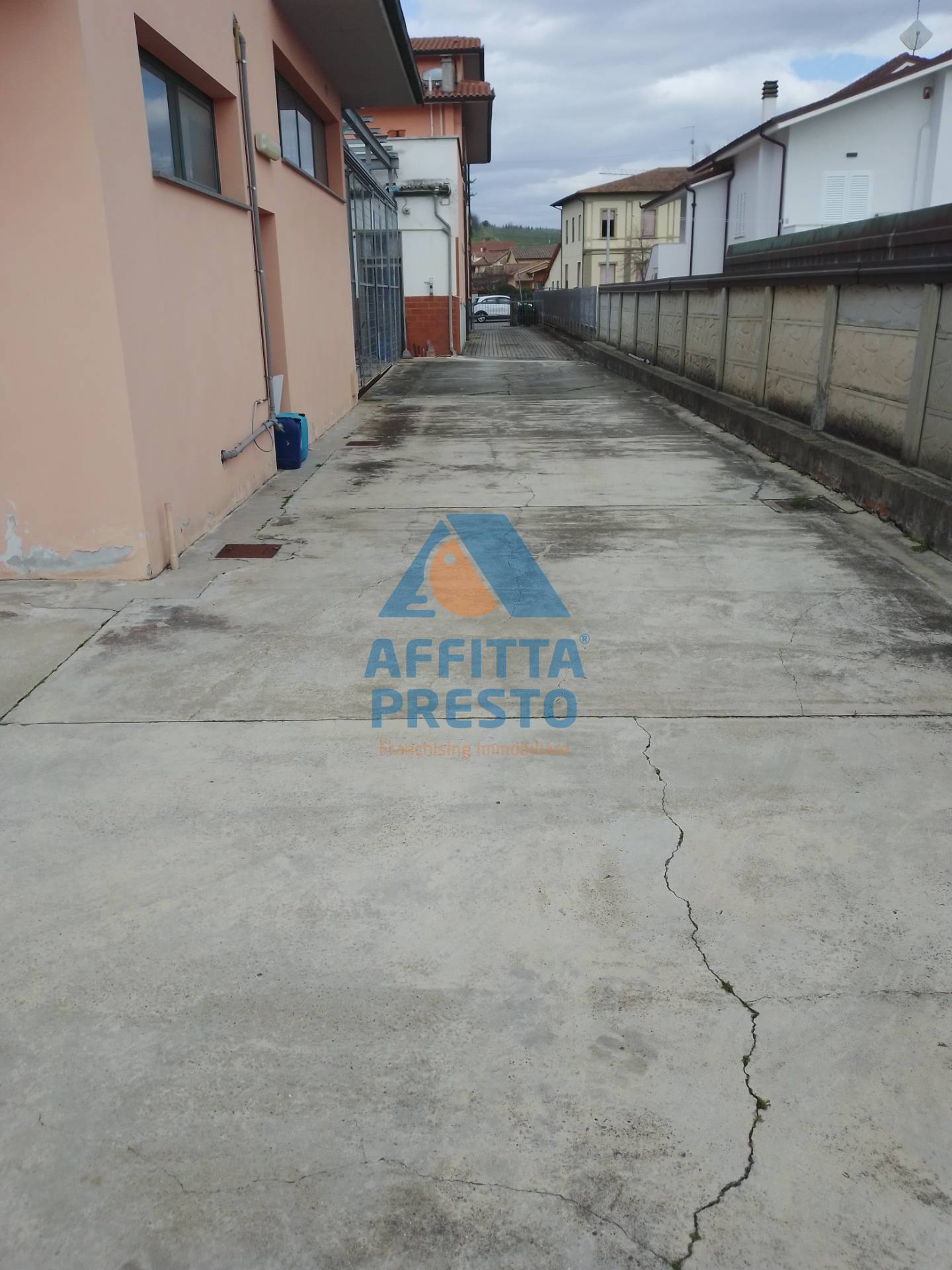 Fondo Artigianale in vendita a Cerreto Guidi, Bassa
