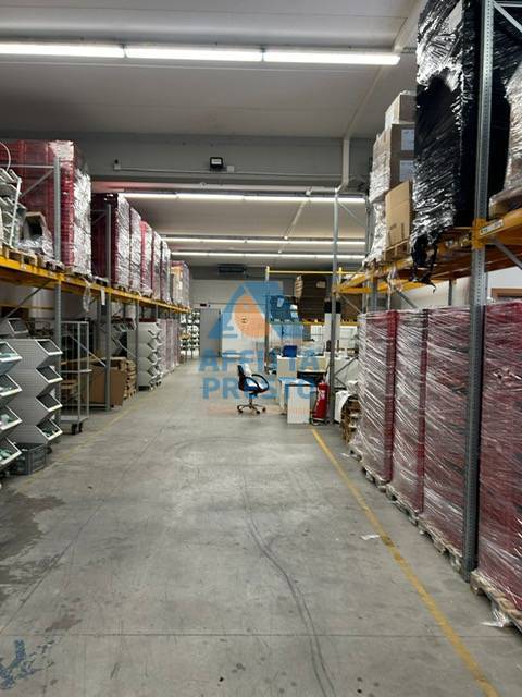 Laboratorio Artigianale in affitto a Empoli