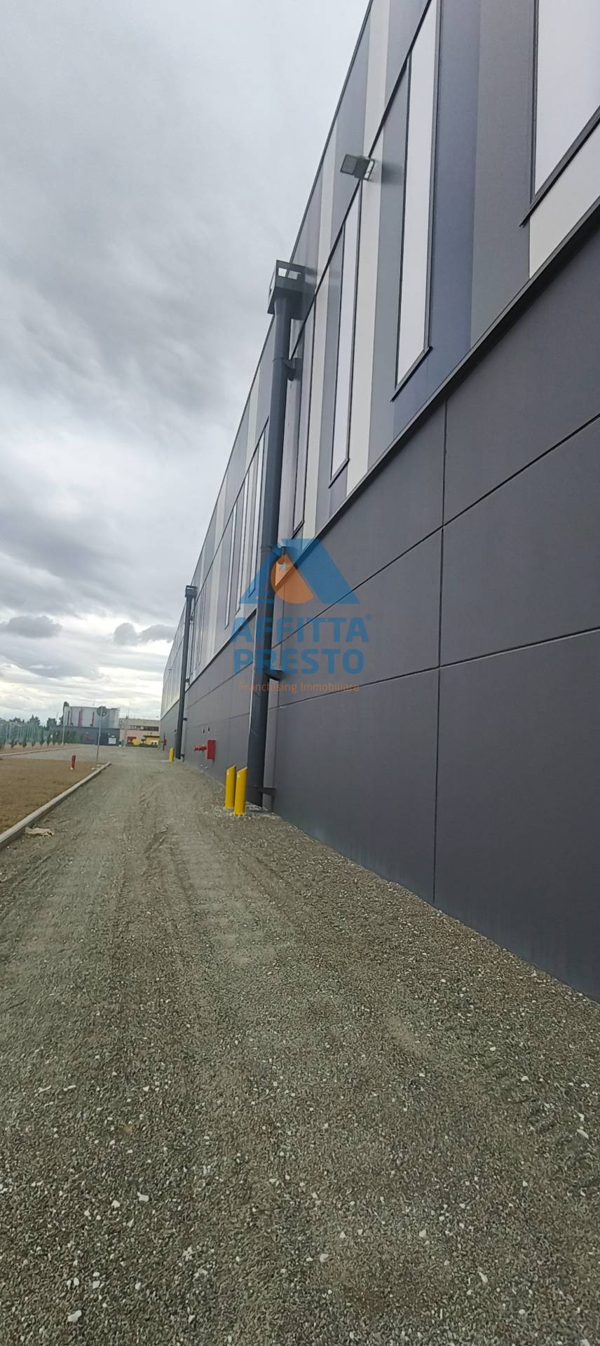 Capannone in affitto a Quarrata