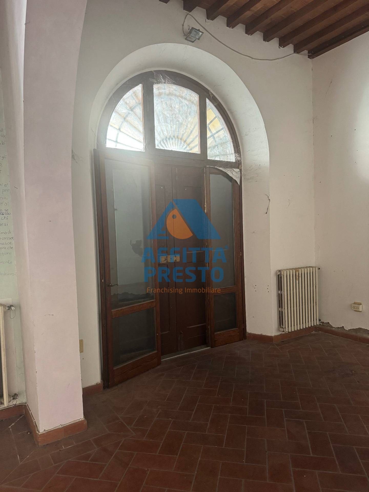 Fondo Commerciale in affitto a Fucecchio