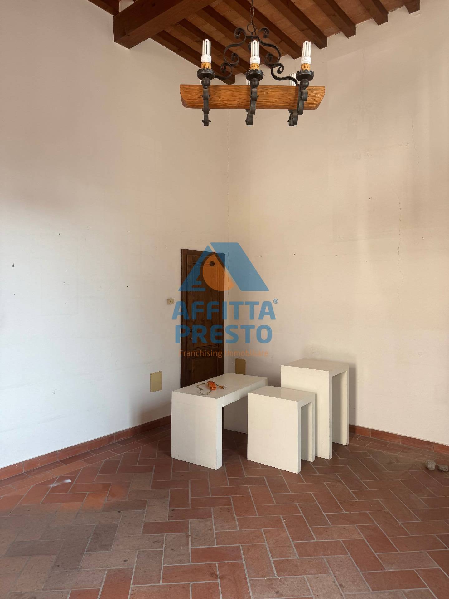 Fondo Commerciale in affitto a Fucecchio