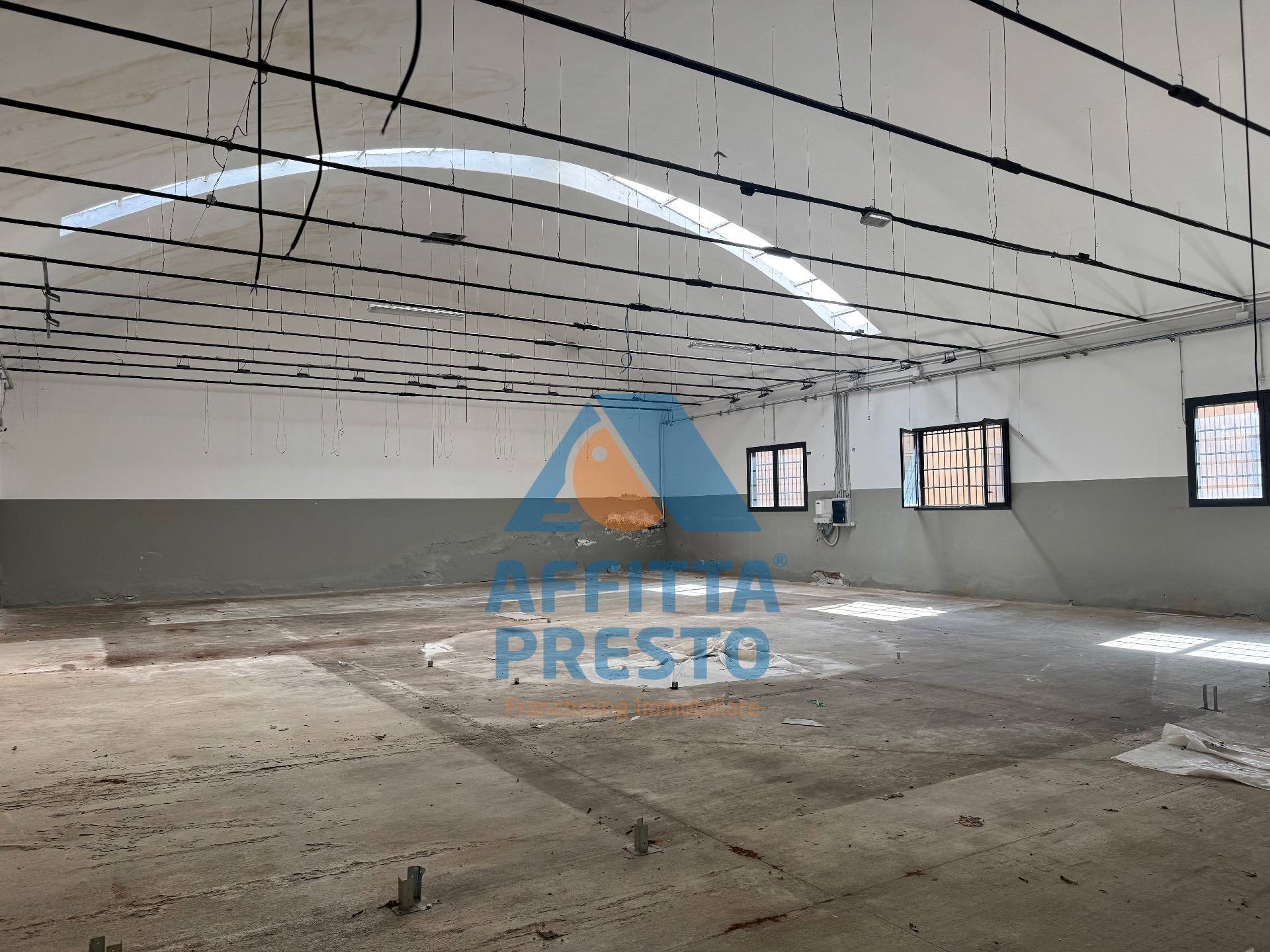 Capannone in affitto a Santa Croce sull'Arno