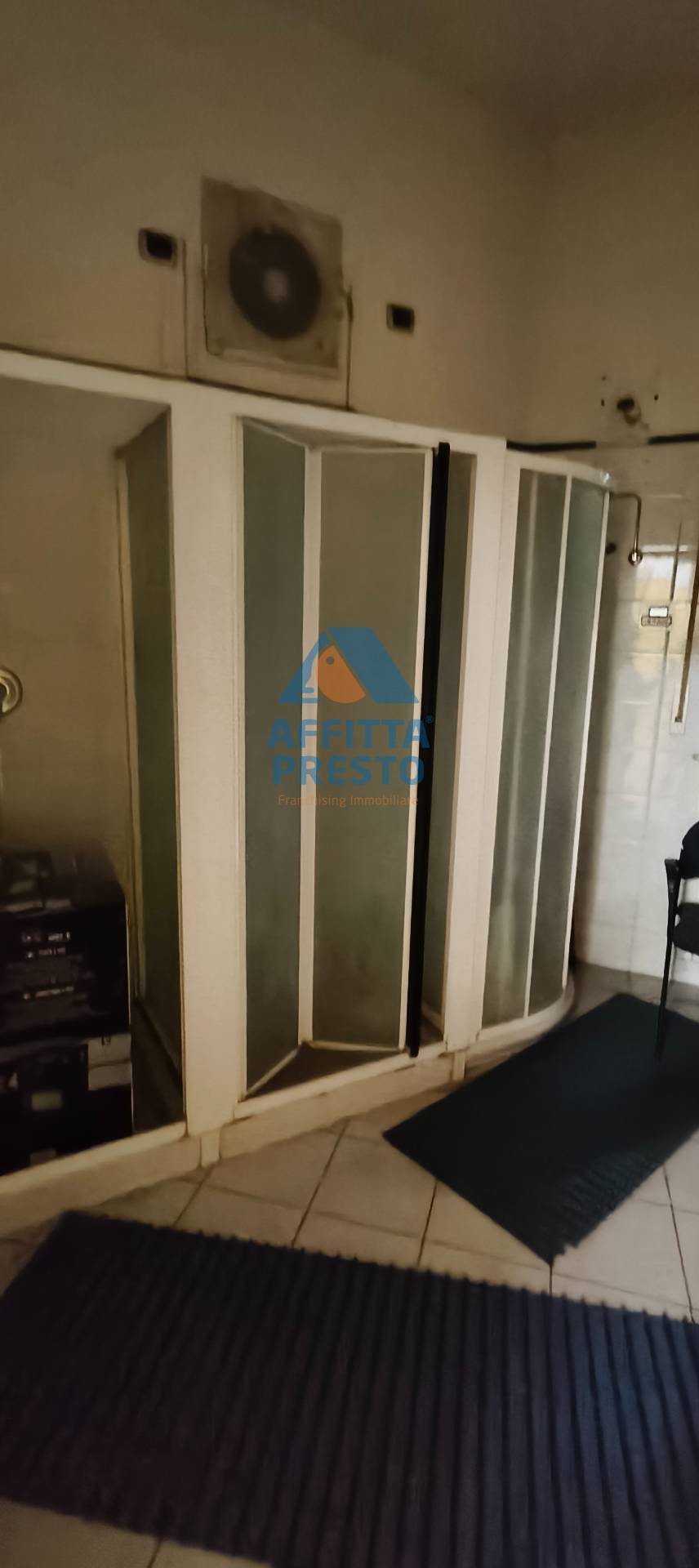 Fondo Commerciale in affitto a Vinci, Sovigliana - Spicchio