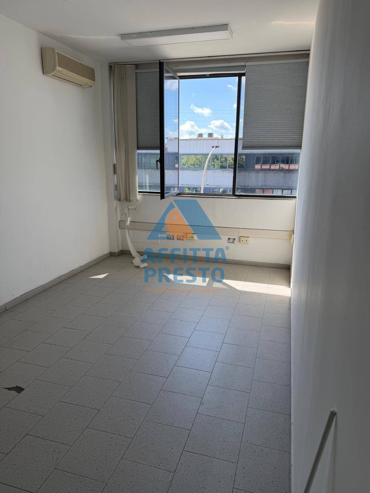 Ufficio in affitto a Empoli, Terrafino