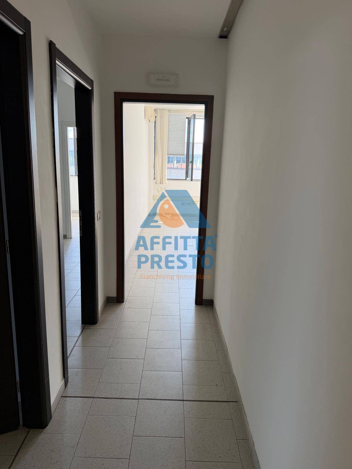 Ufficio in affitto a Empoli, Terrafino