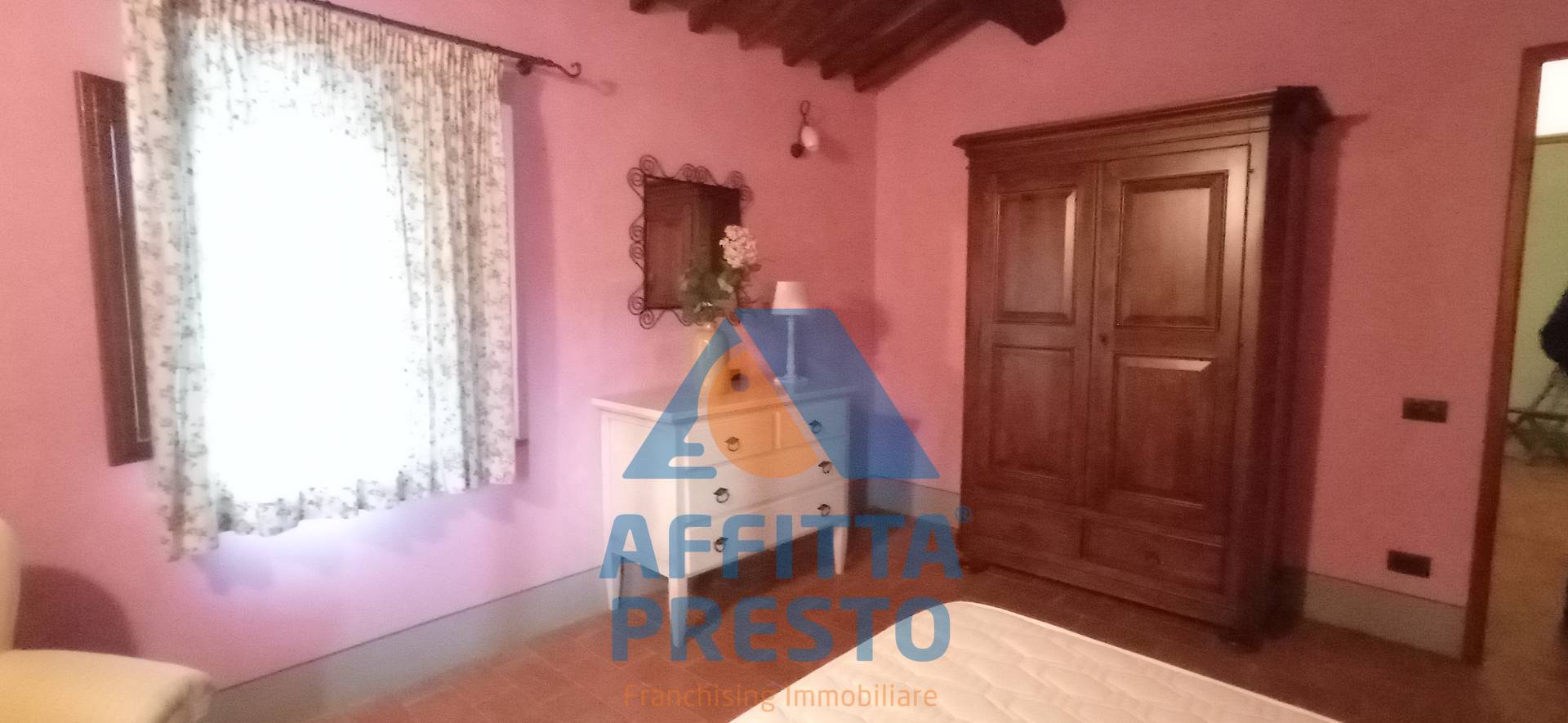 Casa semi indipendente in affitto a Castelfiorentino