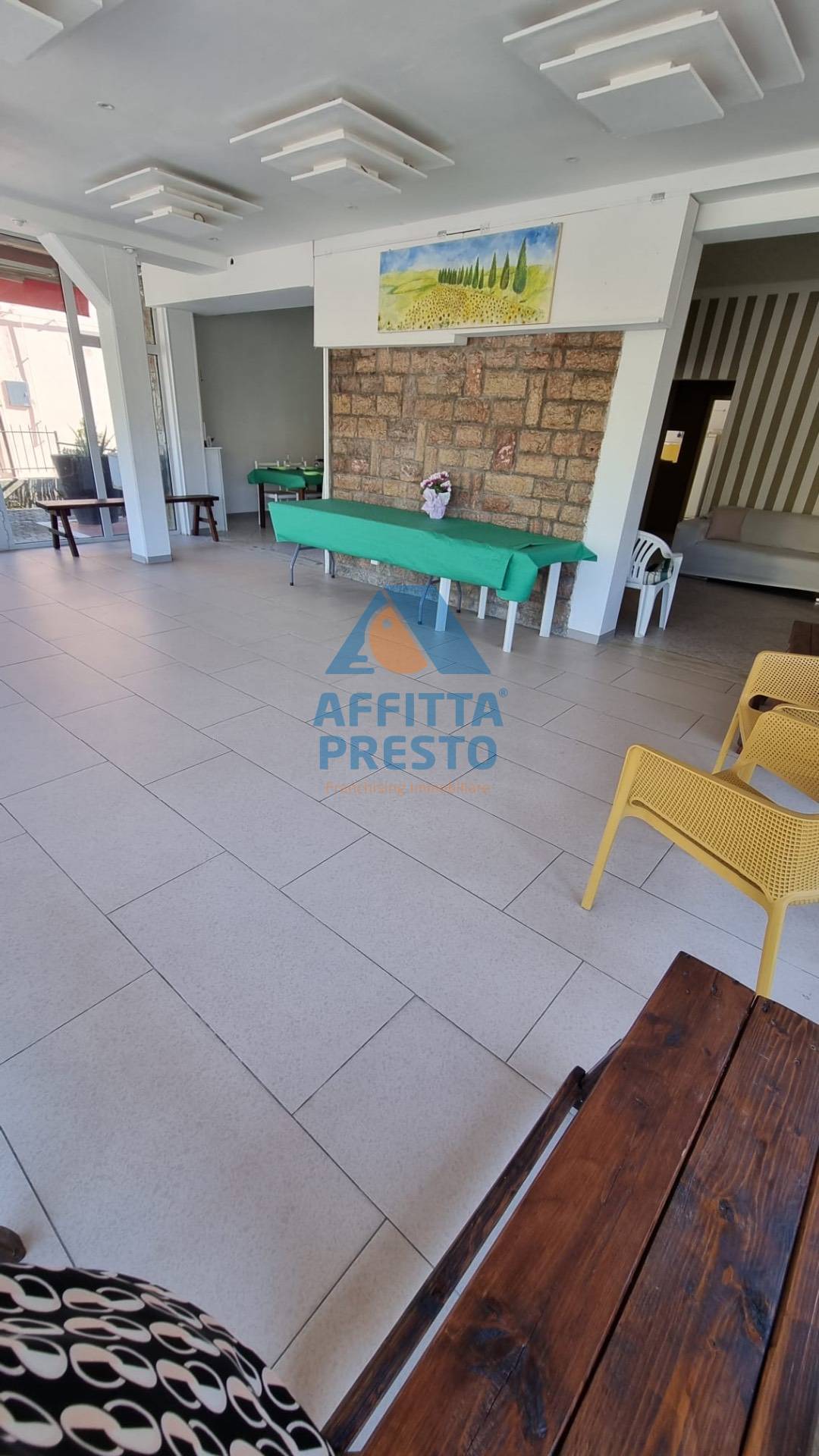 Fondo Commerciale in affitto a Cerreto Guidi, Pieve a Ripoli