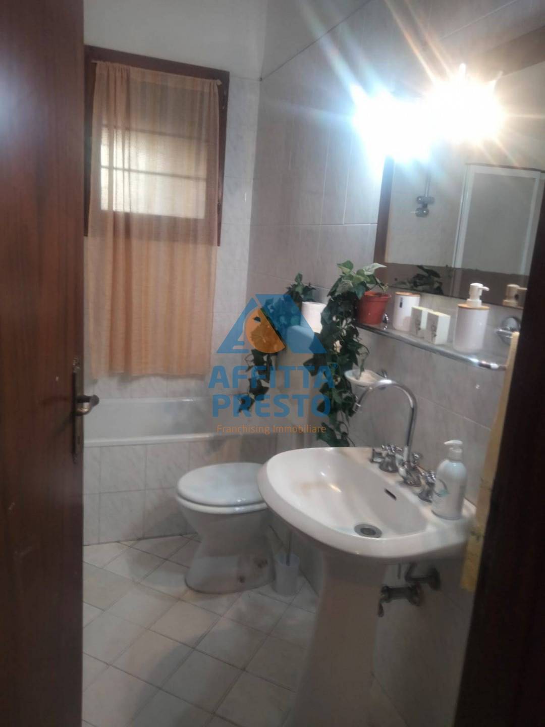 Appartamento in affitto a San Miniato, Scala