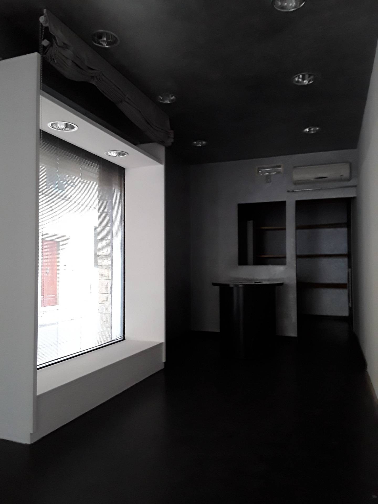 Negozio in affitto a Montelupo Fiorentino