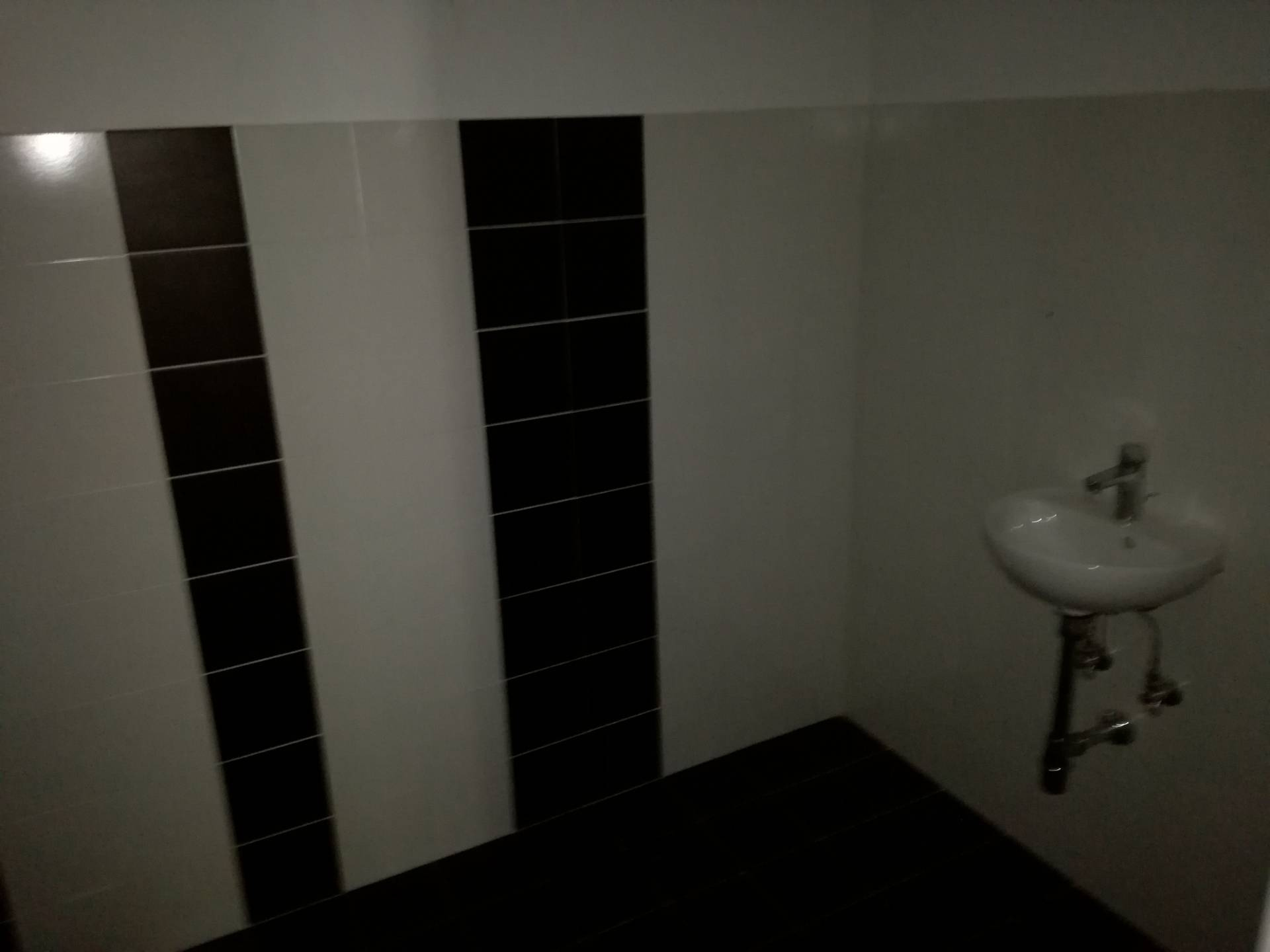 Fondo Commerciale in affitto a Montelupo Fiorentino