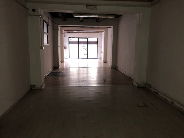 Fondo Commerciale in affitto a Empoli, Centro