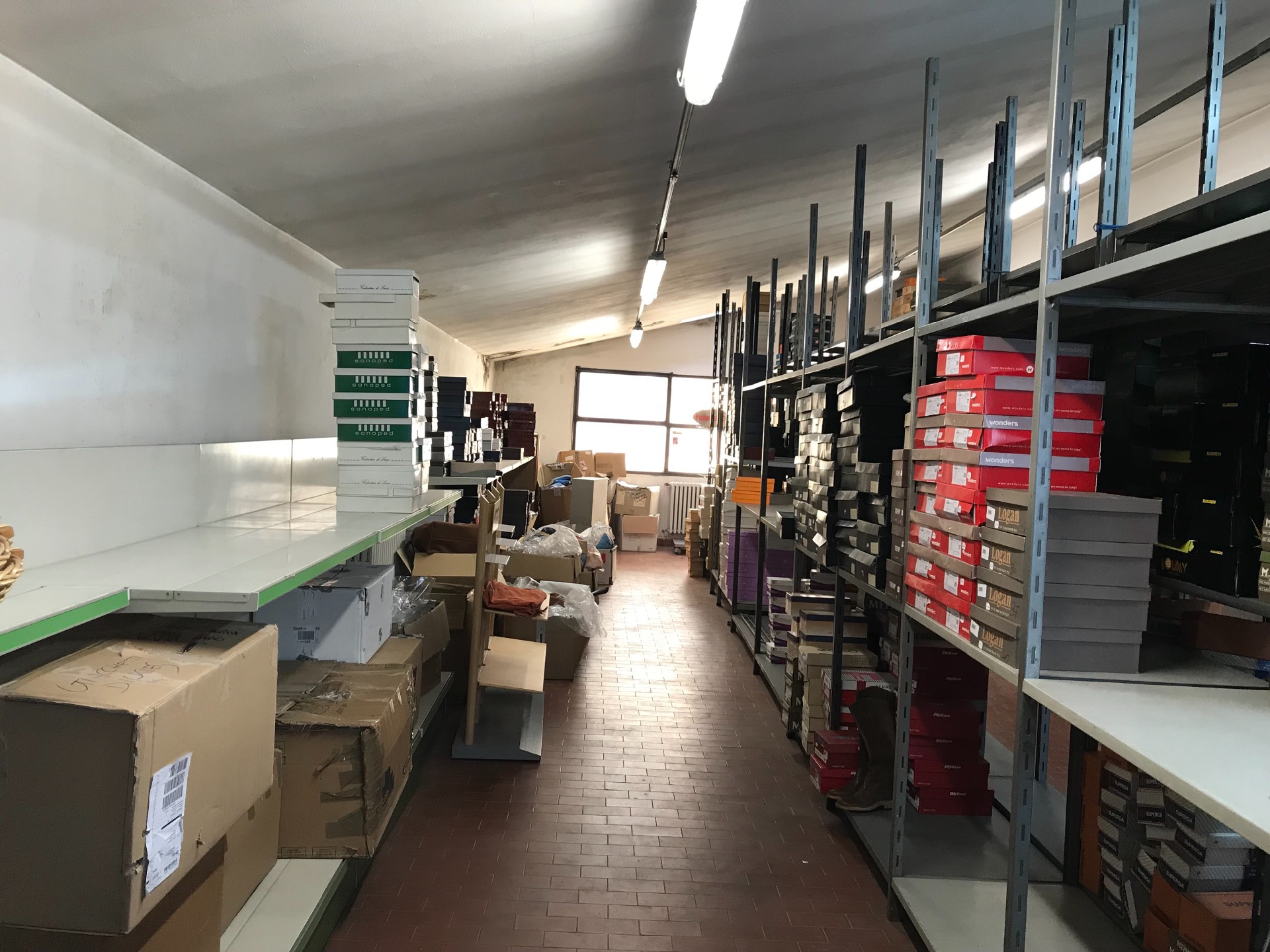 Fondo Commerciale in affitto a Montelupo Fiorentino