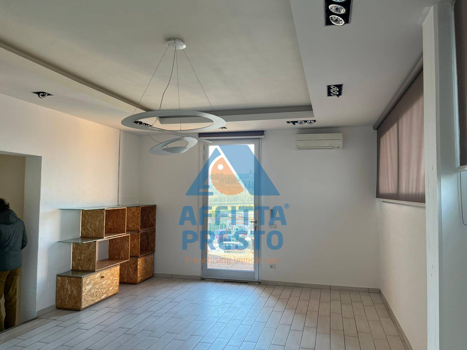 Magazzino in affitto a Fucecchio, Botteghe