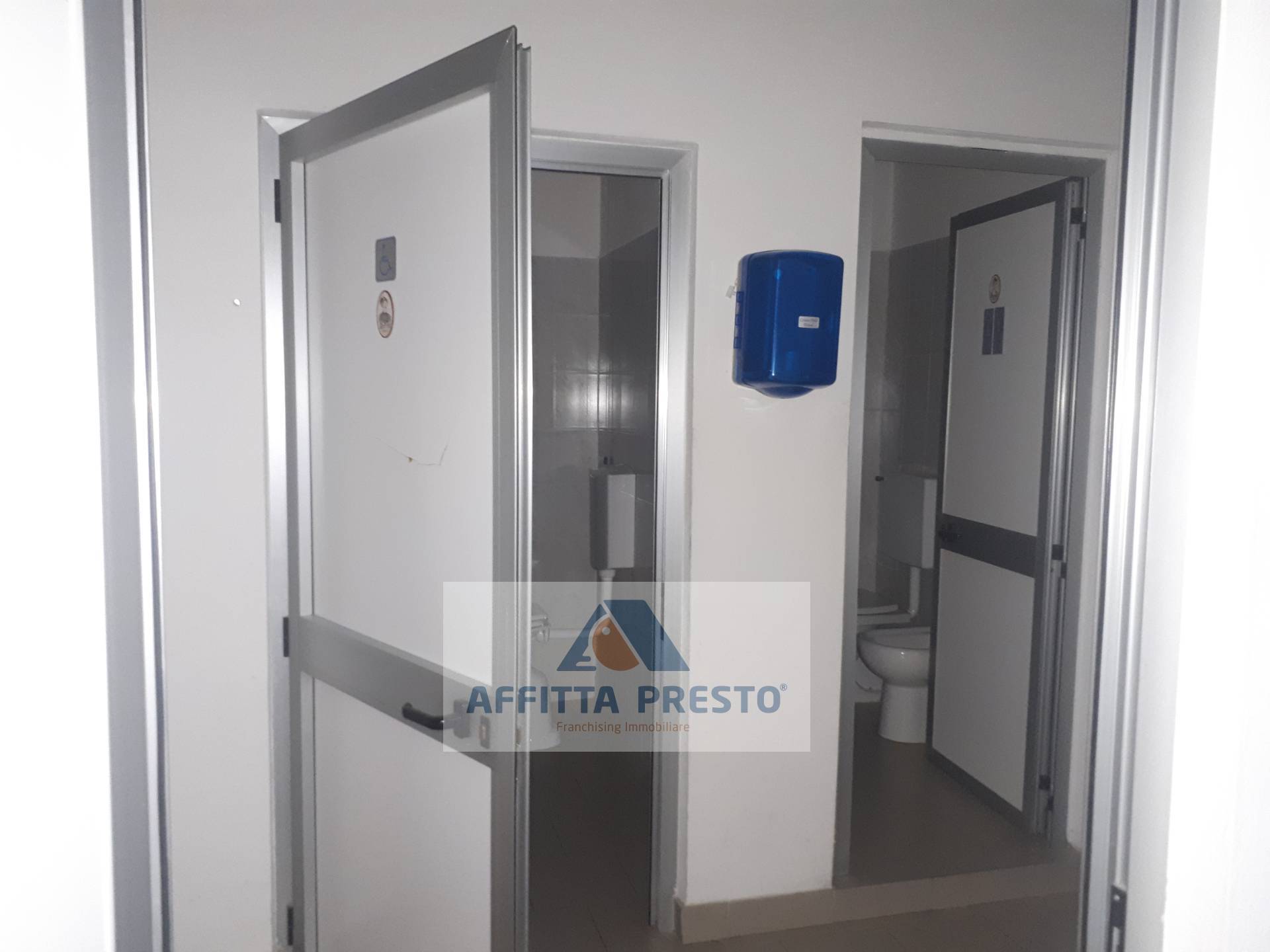 Fondo Artigianale in affitto a Montespertoli