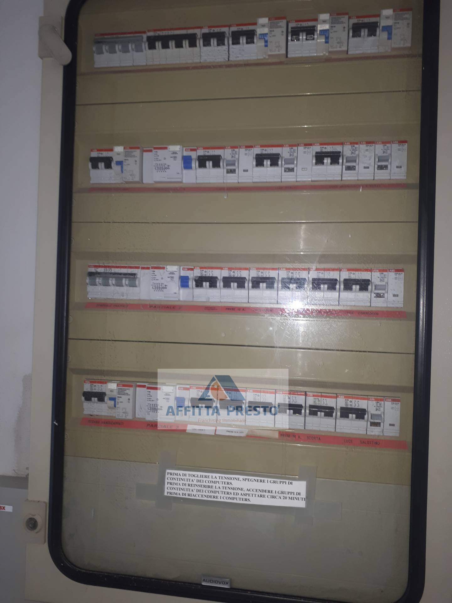 Fondo Artigianale in affitto a Montespertoli