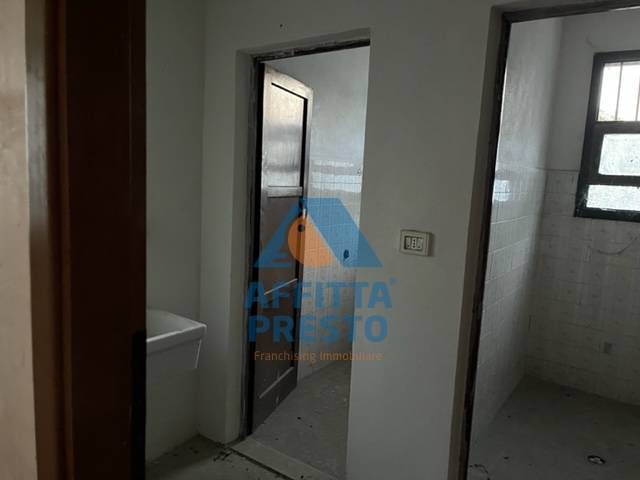 Fondo Artigianale in affitto a Cerreto Guidi, Stabbia