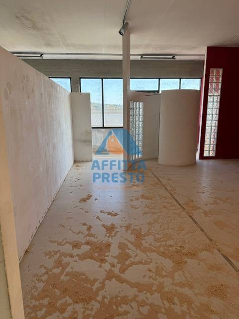 Capannone in vendita a Vinci, Streda