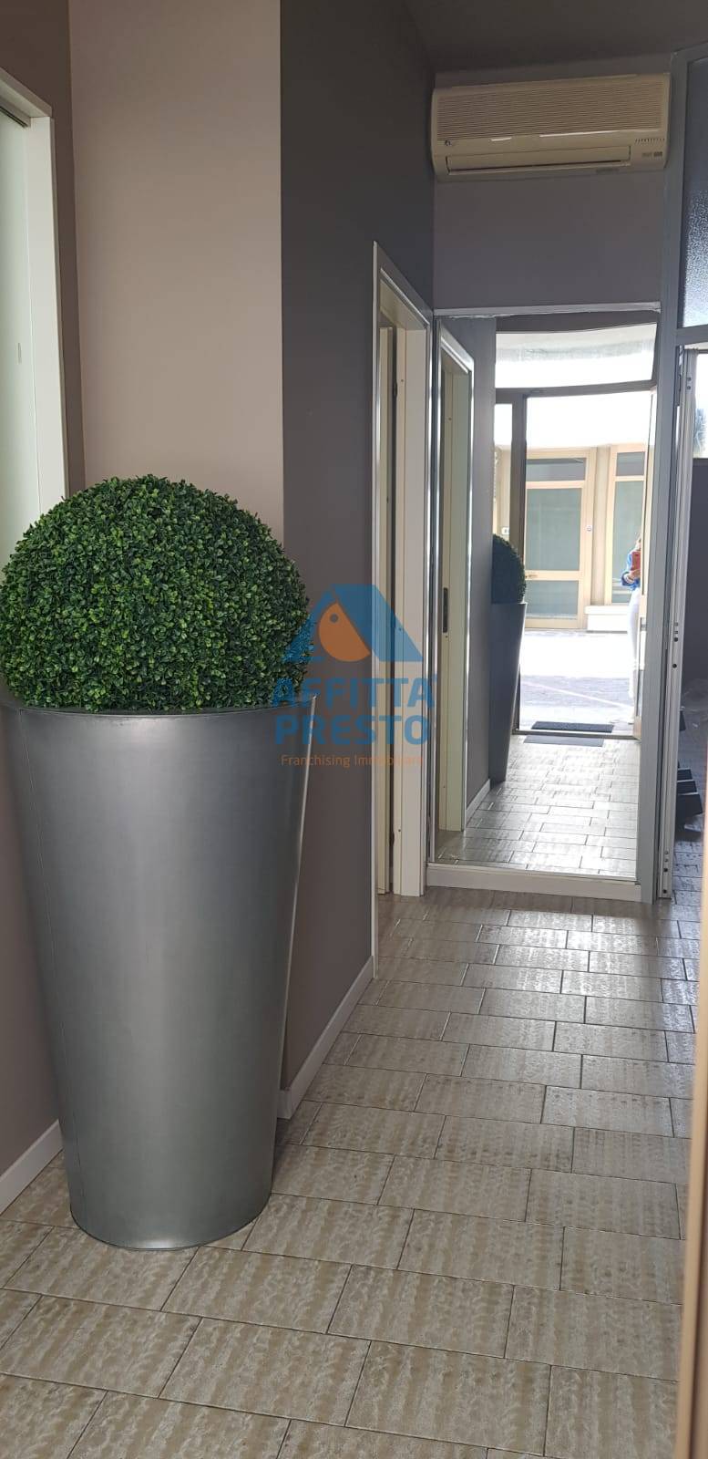 Fondo Commerciale in affitto a Vinci, Sovigliana - Spicchio