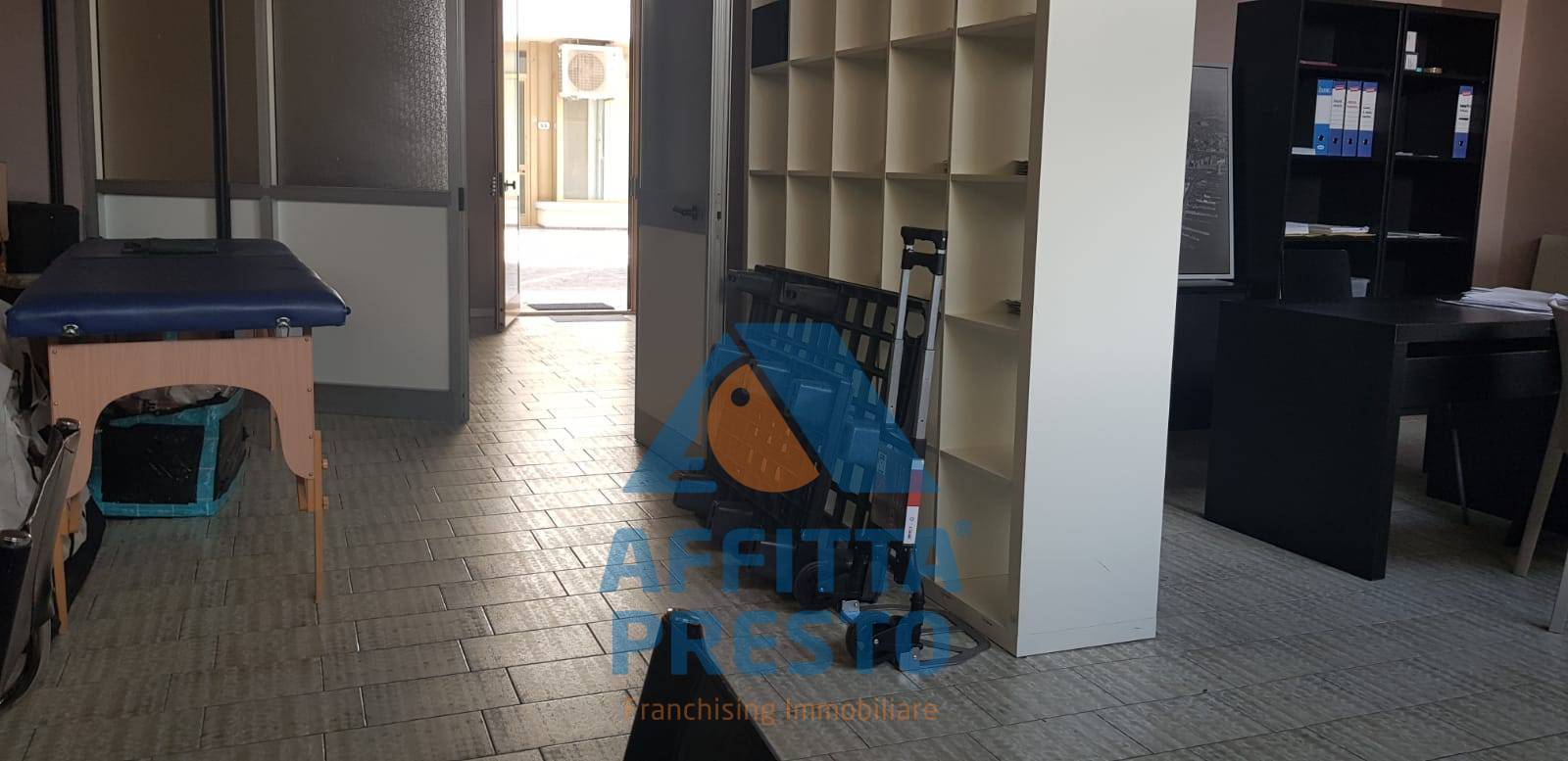 Fondo Commerciale in affitto a Vinci, Sovigliana - Spicchio