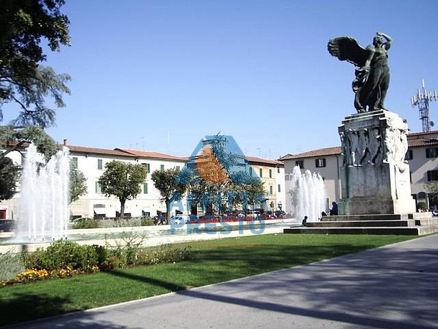 Fondo Commerciale in affitto a Empoli, Centro